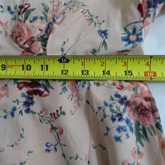 Pink Floral Print V-Neck Blouse Cinched Waist Womens Size L Short Sleeve - Picture 7 of 9